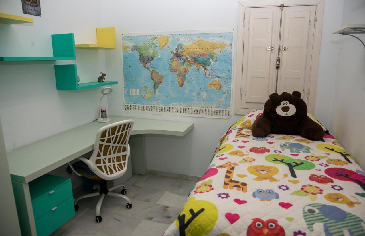 180 Home Ideal Apartamento Con Patio San Bernardo 2 Sevilla Buitenkant foto