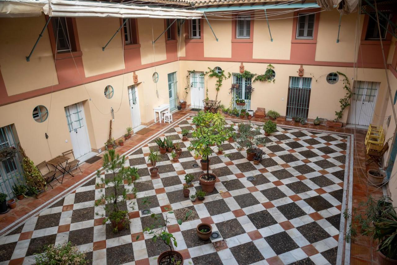 180 Home Ideal Apartamento Con Patio San Bernardo 2 Sevilla Buitenkant foto
