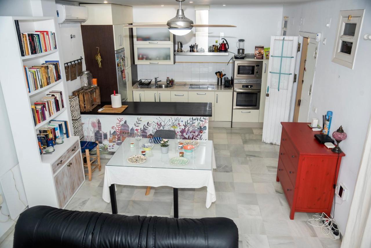 180 Home Ideal Apartamento Con Patio San Bernardo 2 Sevilla Buitenkant foto